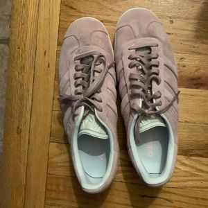 Light pink Adidas Gazelle shoes. Like new.